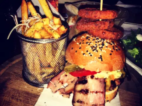 O'Brothers Social Pub