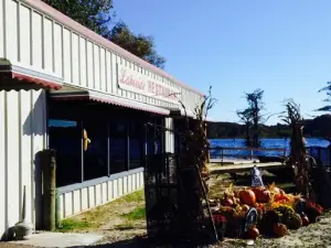 Lakeside Restaurant