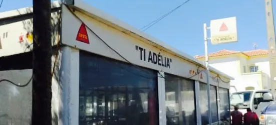 Ti Adélia