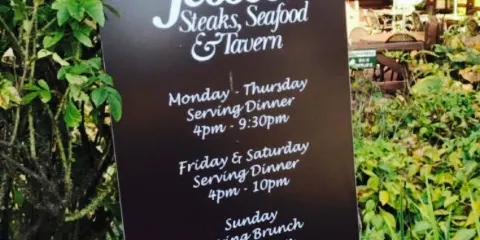 Jesse's Steak and Seafood