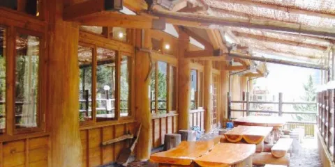 Michi No Eki Ryujin Woody Plaza Kizokukan