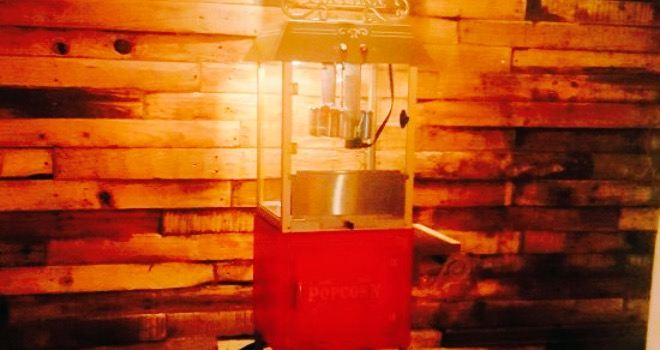 Baru-Queb-go Cinema Café