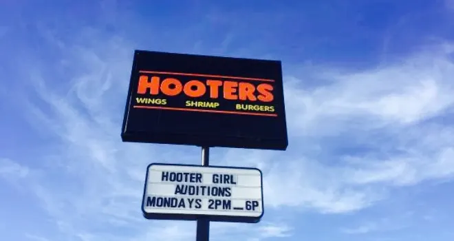 Hooters