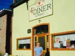 Saguache 4th Street Diner & Bakery