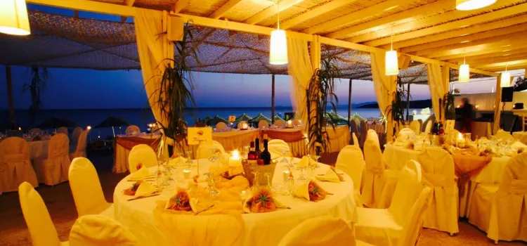 Ammos Beach Bar - Restaurant