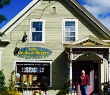 Sandy's Books and Bakery