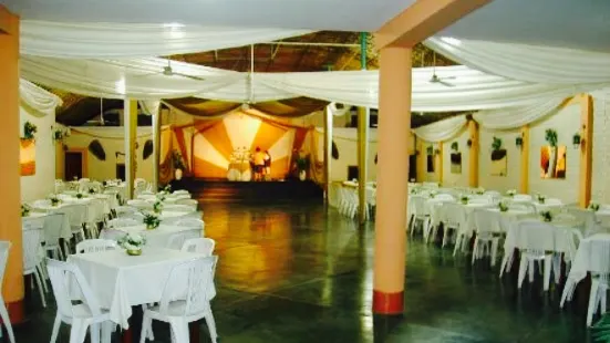 Caramba Restaurant & Eventos