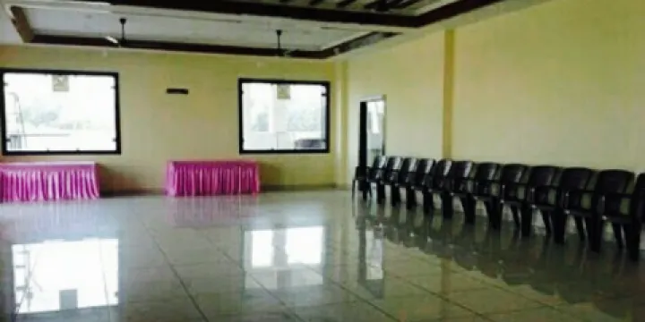 Pfc Garden & Restaurant