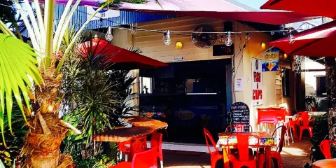 The chippy Mission Beach - fish and chips