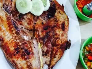 Ikan Bakar Katombo