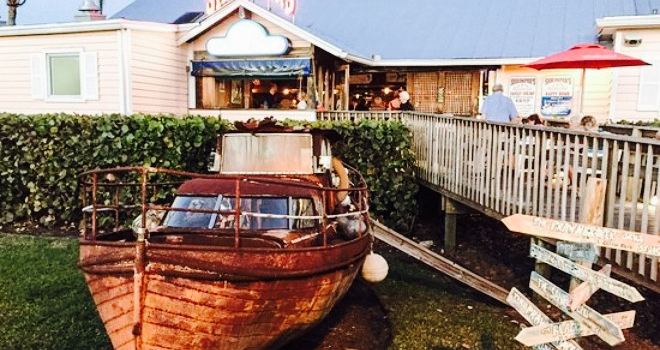 Shrimper's Grill & Raw Bar