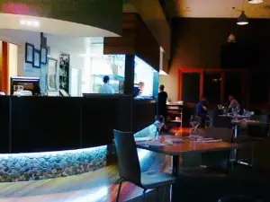 Little Mary's Restaurant & Bar