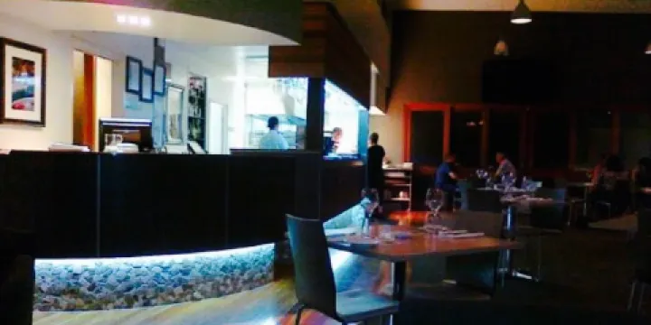 Little Mary's Restaurant & Bar