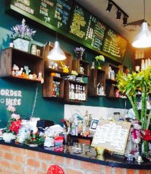 Dot Cafe Waffles & desserts