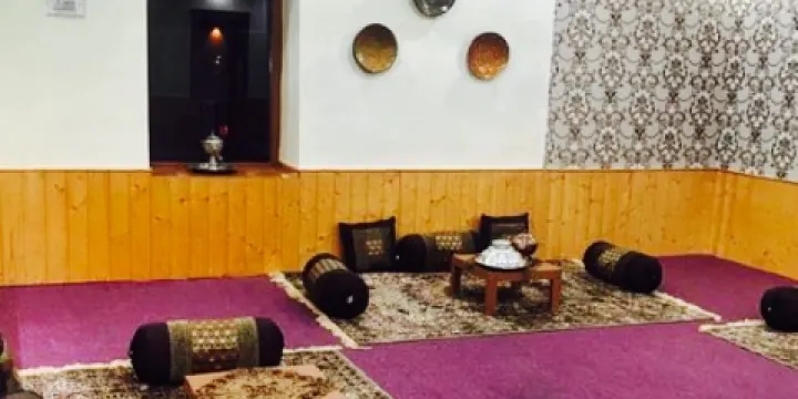 Golden Chinar Restaurant