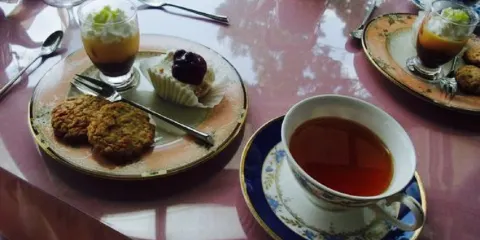 Rose Town Tea Garden