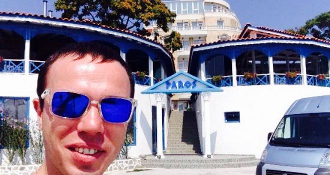 Paros