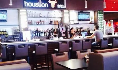 Houston Avenue Bar & Grill