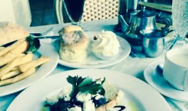 Poets Restaurant and Cafe & Main Street Gallery