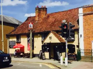 The Saracens Head