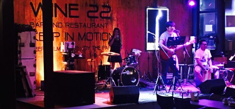 Wine 22 Bar & Restaurant