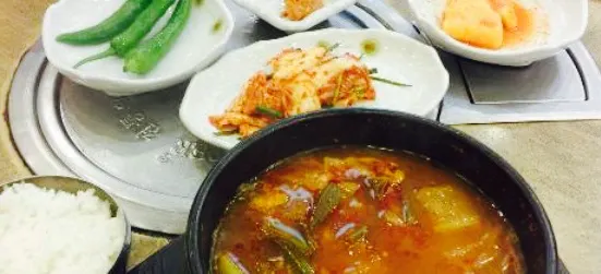 Bbyeo Big Cheongjindong Hangover Cure Soup
