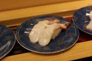 Squid sushi
