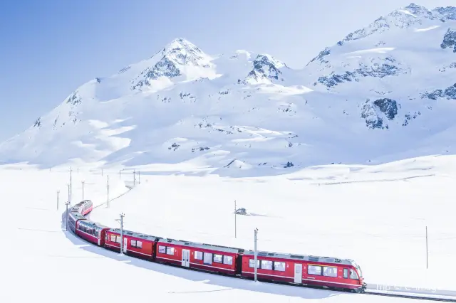 Glacier Tours in Switzerland