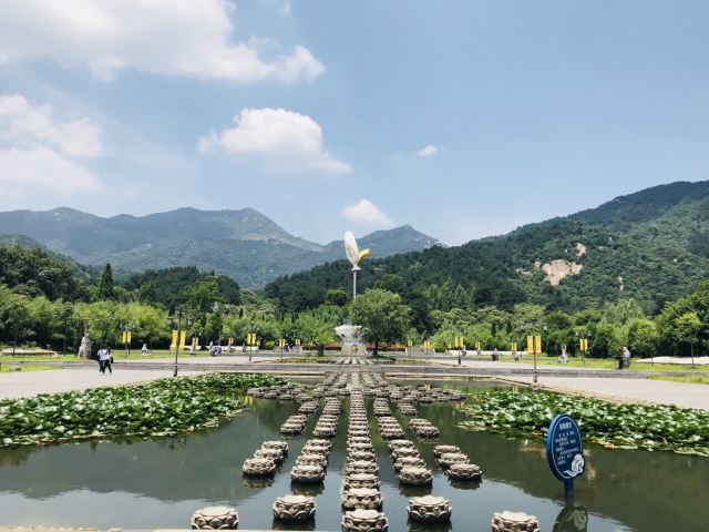 靈山