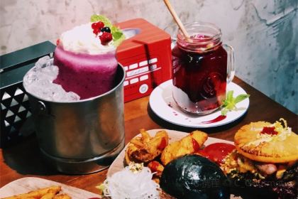 BRAVO BURGER＋