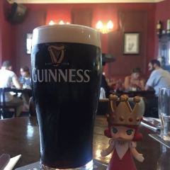 The Oval Bar User Photo