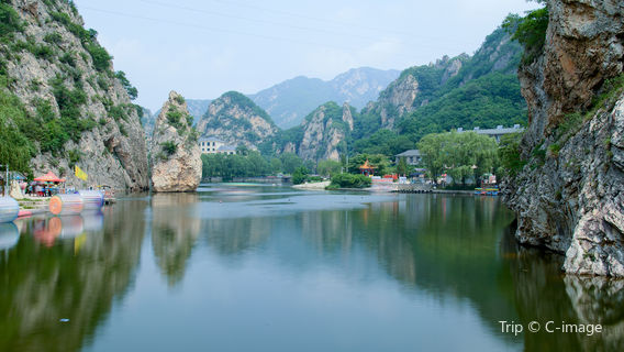 Bingyu Valley