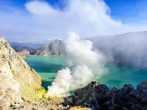 伊真火山