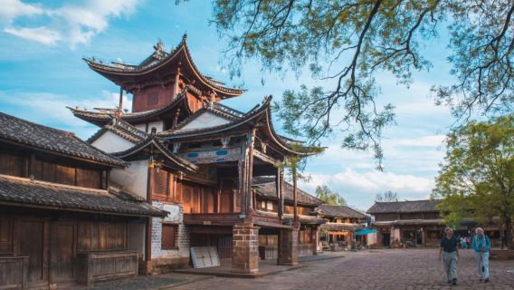 Tour privato di Shaxi Ancient Town per turisti stranieri (trasferimento andata e ritorno da Dali a Lijiang)