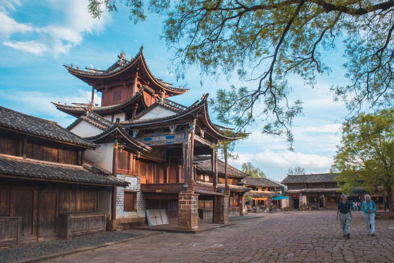 Tour privato di Shaxi Ancient Town per turisti stranieri (trasferimento andata e ritorno da Dali a Lijiang)
