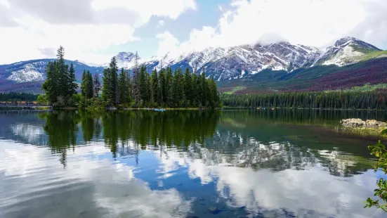 Pyramid Lake