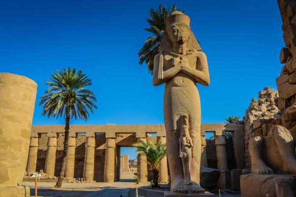 Riyadh to Luxor flight