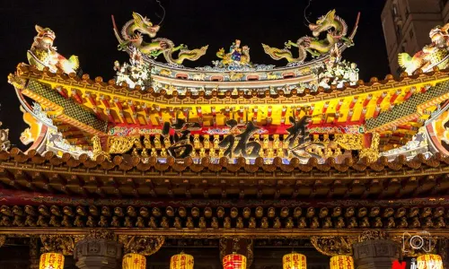 Khu chợ đêm đường Nhiêu Hà