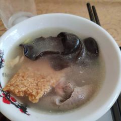 江宁肚包鸡(岱山店) 여행 사진