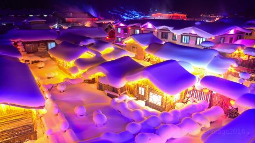 Snow Town (Xuexiang)