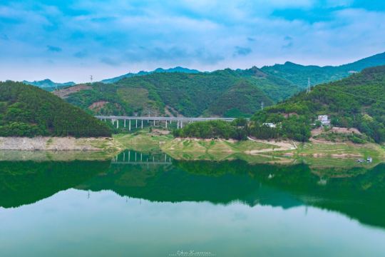 Bailong Lake