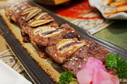 Zhongtang Hailu Hui Yanbaochi Seafood Buffet Cuisine