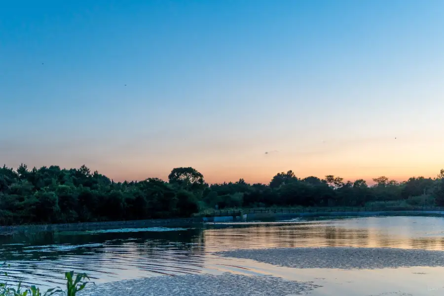 Zhongshan Lake