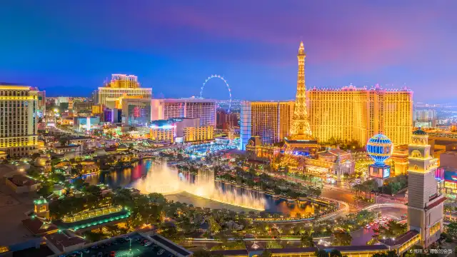 鄰近百樂宮噴泉的酒店