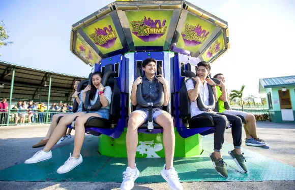 拉古納魔法王國單日門票 + 來回巴士接送成人