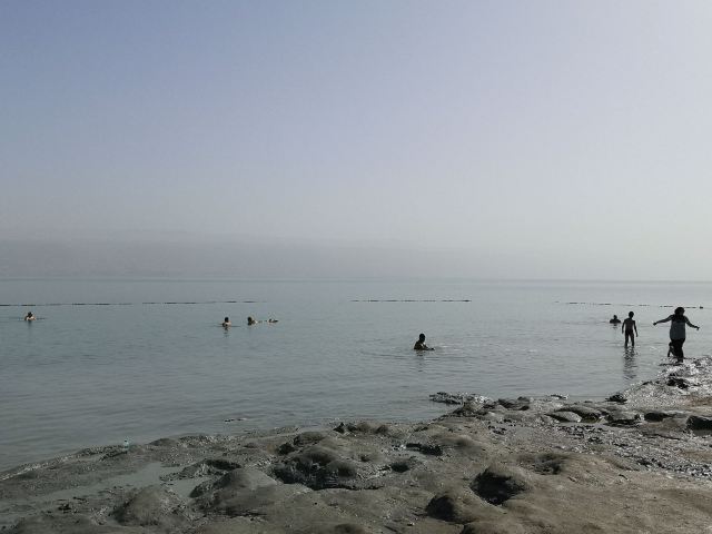 死海