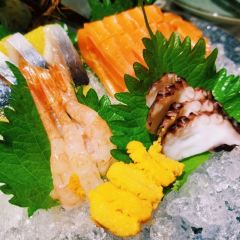 Zhongtang Hailu Hui Yanbaochi Seafood Buffet Cuisine User Photo