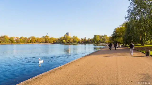 Hotels near Hyde Park