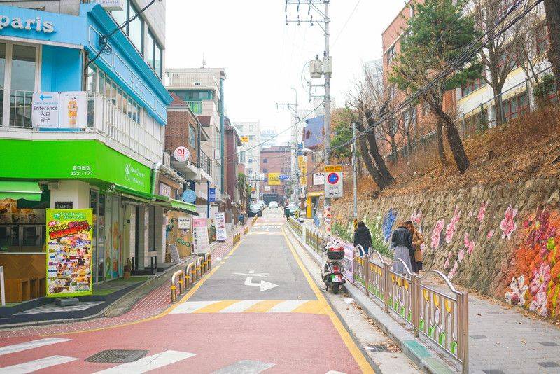 弘大壁畫街（畢卡索街）