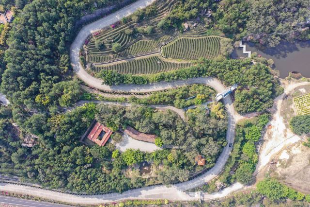 Tangshan Pass Taiwan Stone Carvings Garden (Northeast Gate)